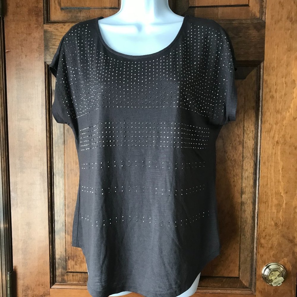 APT. 9 Dark Gray w/Rows of Sparkle Studs Tee w/Capped Sleeves Medium